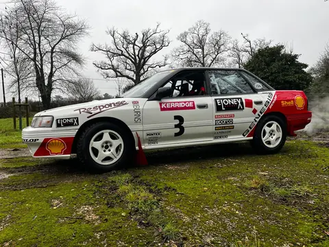 Subaru Legacy RS photo 8